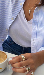 Cargar imagen en el visor de la galería, Chorro necklace
